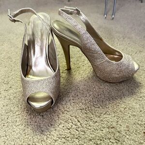 Michaelangelo dress shoe. Size 6.5